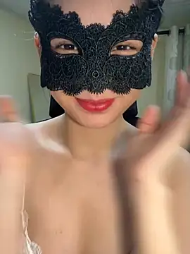 Snapshot of Salibae_Nha chatting on 02-13-25, 04:22 Salibae Nha online show from 02-13-25, 04:22