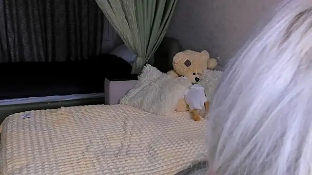 Sweeet Barbie online show from 12-04-25, 03:33