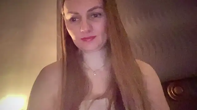 Snapshot of Viola_sweet chatting on 05-27-26, 11:34 Viola sweet online show from 05-27-26, 11:34