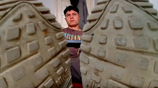 Snapshot of juandking chatting on 11-18-25, 10:51 juandking online show from 11-18-25, 10:51