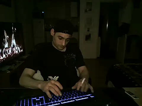 Snapshot of mihaimichael chatting on 05-20-26, 02:08 mihaimichael online show from 05-20-26, 02:08