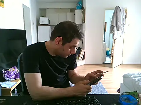 Snapshot of mihaimichael chatting on 06-21-26, 02:45 mihaimichael online show from 06-21-26, 02:45