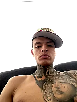 Snapshot of Herem369 chatting on 11-30-25, 04:30 Herem369 online show from 11-30-25, 04:30