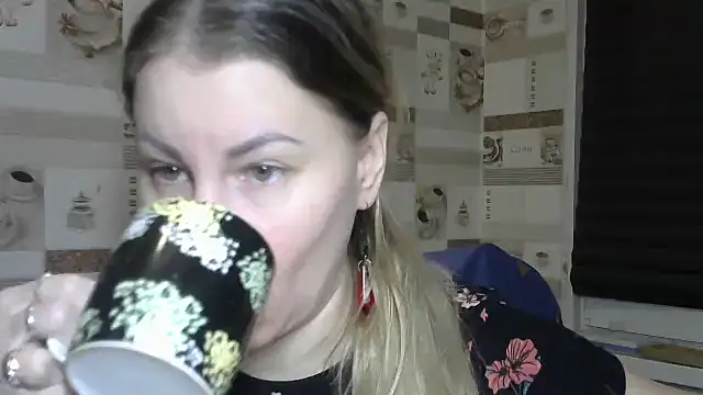 TherestlessKitty online show from 01-12-26, 10:25