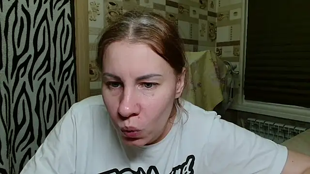 TherestlessKitty online show from 07-28-26, 10:20