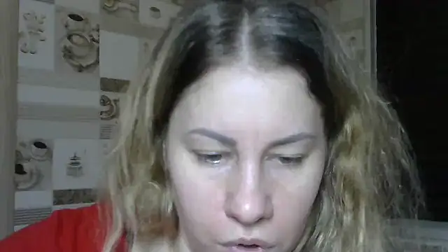 TherestlessKitty online show from 12-19-25, 10:23