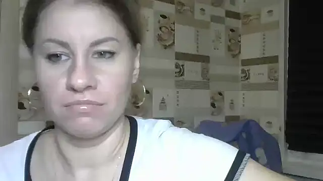 TherestlessKitty online show from 11-11-25, 10:15