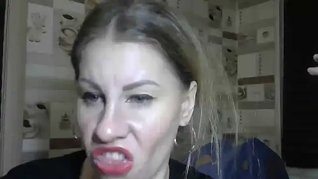 TherestlessKitty online show from 10-31-25, 02:24