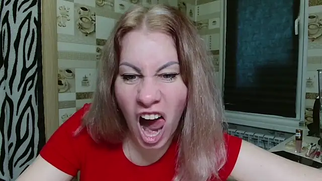 Snapshot of TherestlessKitty chatting on 05-31-26, 12:22 TherestlessKitty online show from 05-31-26, 12:22