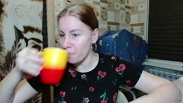 TherestlessKitty online show from 07-13-26, 10:20