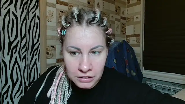 Snapshot of TherestlessKitty chatting on 05-05-26, 10:13 TherestlessKitty online show from 05-05-26, 10:13