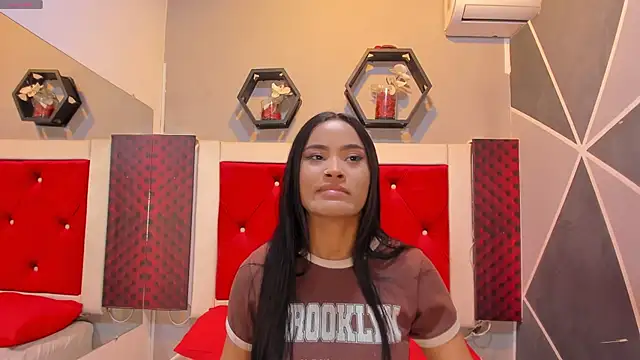 Karoll014 online show from 11-17-25, 12:09