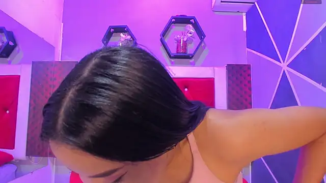 Karoll014 online show from 12-05-25, 12:04