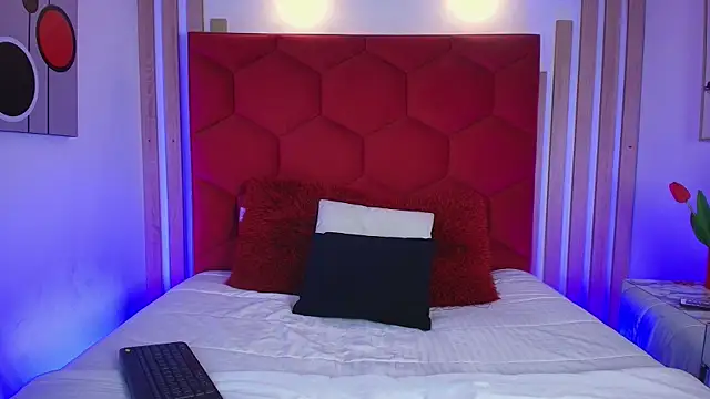 Tayzon Foxxx online show from 07-09-26, 09:14