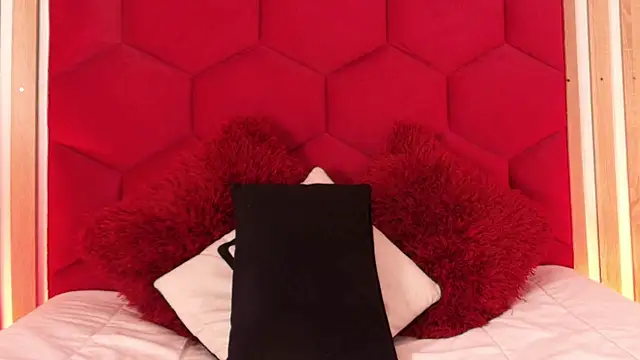 Tayzon Foxxx online show from 07-18-26, 08:28