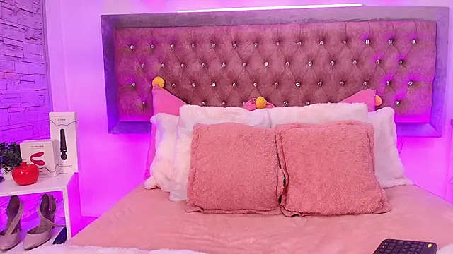 Tayzon Foxxx online show from 11-04-25, 12:53