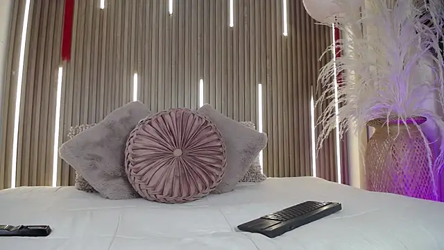 Tayzon Foxxx online show from 03-10-26, 08:24