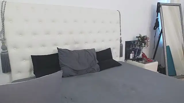 AlinaOnly online show from 04-18-26, 10:50