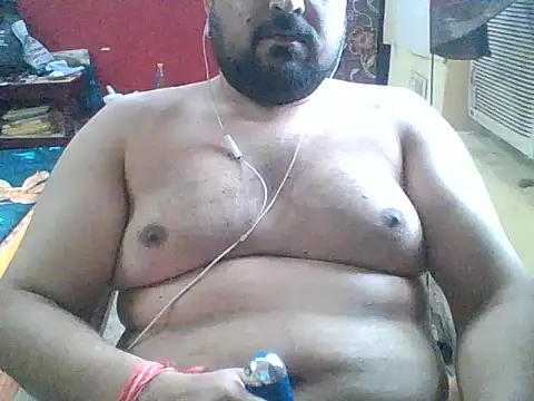 ARYANAVAILABLE online show from 09-20-25, 03:33