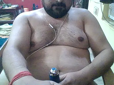 ARYANAVAILABLE online show from 11-06-25, 08:02