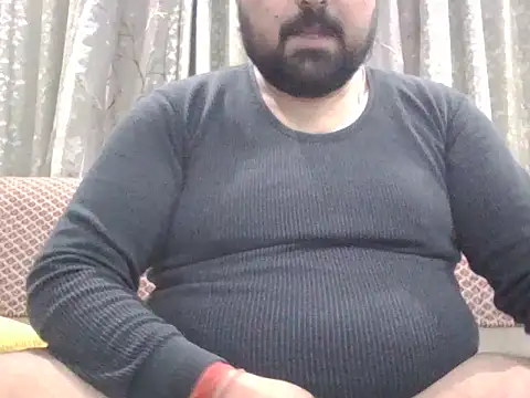 ARYANAVAILABLE online show from 12-18-25, 05:45