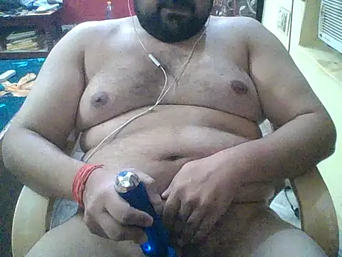 ARYANAVAILABLE online show from 09-24-25, 01:17