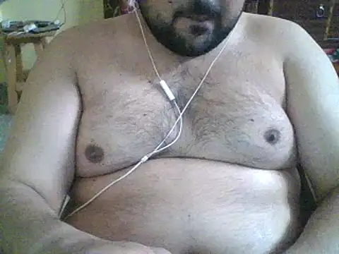 ARYANAVAILABLE online show from 02-06-25, 12:54