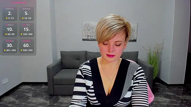 Julia Wilsone online show from 03-04-25, 12:33