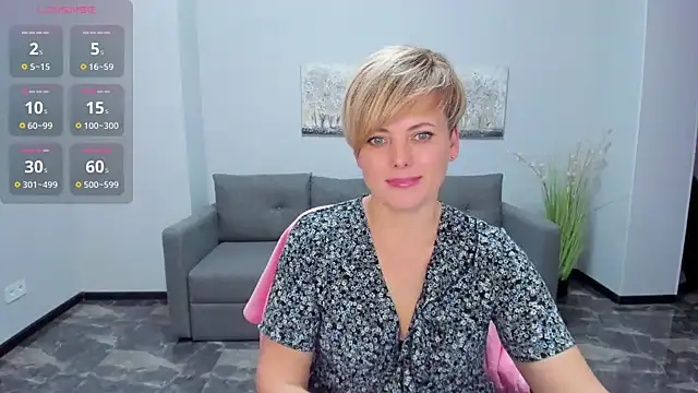 Julia Wilsone online show from 02-05-25, 03:52