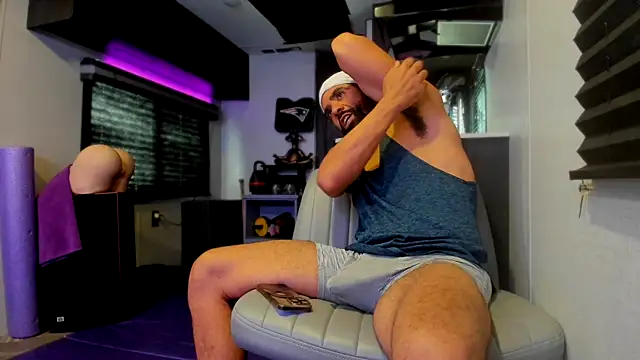 Snapshot of DirtyDrizzy chatting on 02-01-26, 02:48 DirtyDrizzy online show from 02-01-26, 02:48