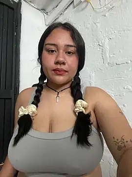 Snapshot of SofiaGarcia7 chatting on 06-02-26, 02:50 SofiaGarcia7 online show from 06-02-26, 02:50
