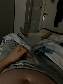 Erenn34 online show from 09-11-25, 12:43