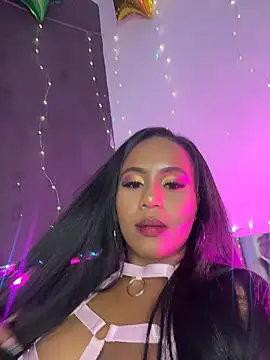 Snapshot of AlisonHoot69 chatting on 02-07-26, 11:02 AlisonHoot69 online show from 02-07-26, 11:02