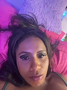 AlisonHoot69 online show from 11-18-25, 09:01