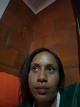 Snapshot of AlisonHoot69 chatting on 02-05-26, 12:28 AlisonHoot69 online show from 02-05-26, 12:28