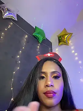 Snapshot of AlisonHoot69 chatting on 02-06-26, 02:07 AlisonHoot69 online show from 02-06-26, 02:07