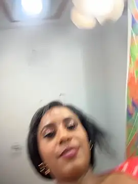 Snapshot of AlisonHoot69 chatting on 03-03-26, 10:39 AlisonHoot69 online show from 03-03-26, 10:39