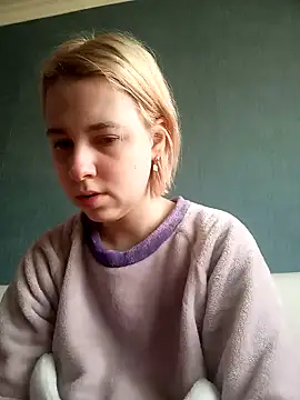 Gussie Bridie online show from 02-02-25, 07:20