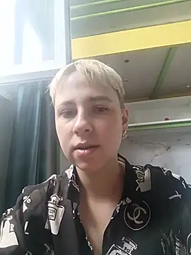 Gussie Bridie online show from 06-01-26, 04:56