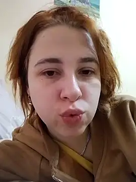 Gussie Bridie online show from 11-13-25, 04:38