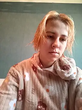 Gussie Bridie online show from 02-16-25, 07:37
