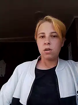 Gussie Bridie online show from 04-12-26, 12:30