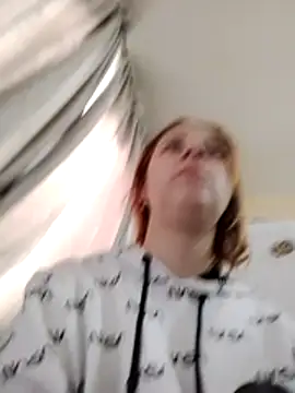 Gussie Bridie online show from 11-20-25, 06:03