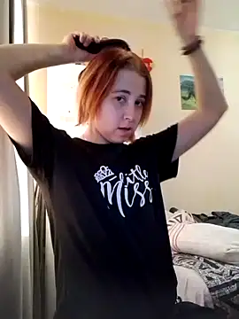 Gussie Bridie online show from 11-16-25, 05:01