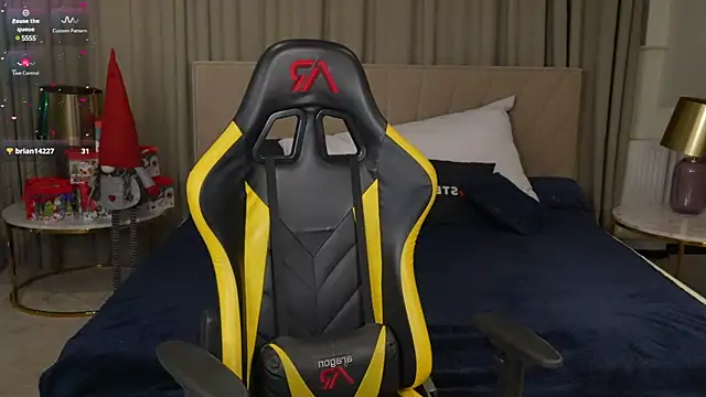 Britney054 online show from 12-27-24, 04:58