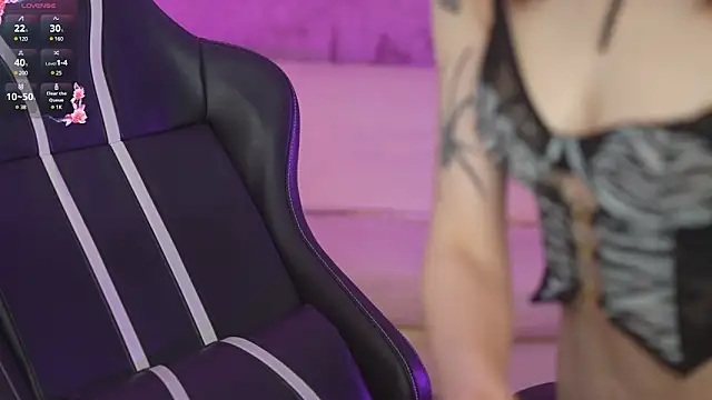 Britney054 online show from 02-15-25, 12:01