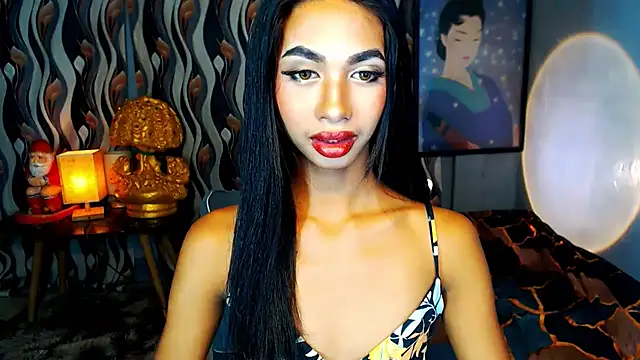 PrettyLatiina online show from 12-04-24, 03:37