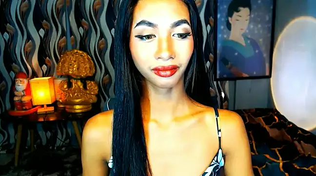 PrettyLatiina online show from 12-10-24, 07:00