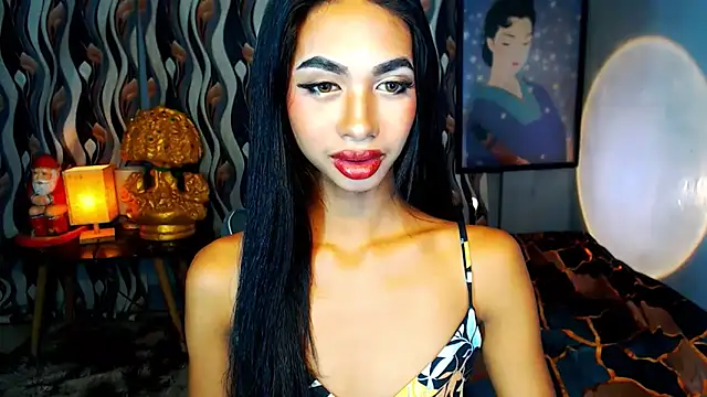 PrettyLatiina online show from 12-14-24, 02:21