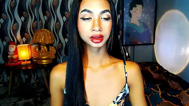 PrettyLatiina online show from 01-07-25, 05:09
